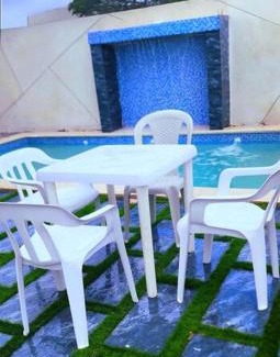 Veron House | RamPastor