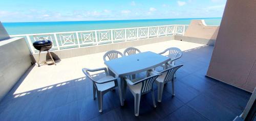 Ramsgate Beach Apartment | Ramsgate Rendezvous 13 - Sleeps 6 - Great Sea Views!
