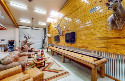 Bandera Cabin | Ranch Lodge on 100+ Acres with Exotic Wildlife, Fishing Ponds & Game Room