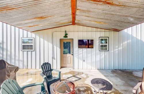 Bandera Cabin | Ranch Lodge on 100+ Acres with Exotic Wildlife, Fishing Ponds & Game Room