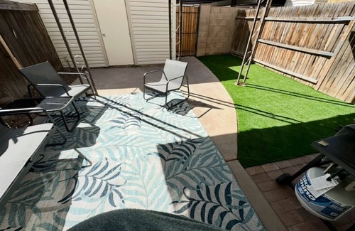 Tempe House | Rare 4 Bedroom Townhome with Backyard in Tempe