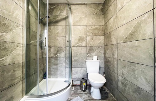 Vauxhall House | Rare private room near Centre