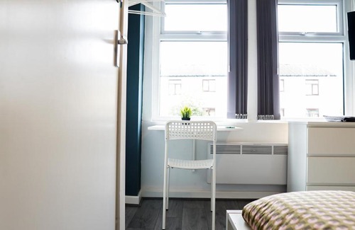 Vauxhall House | Rare private room near Centre