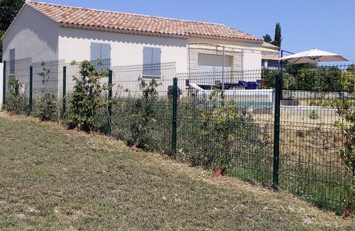 Rasteau Villa | Rasteau, vacation villa with 3 bedrooms and heated pool