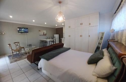 Pretoria House | Ratel Street Guesthouse
