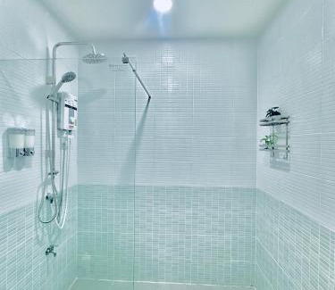 Kho Hong Apartment | Rattanasup House