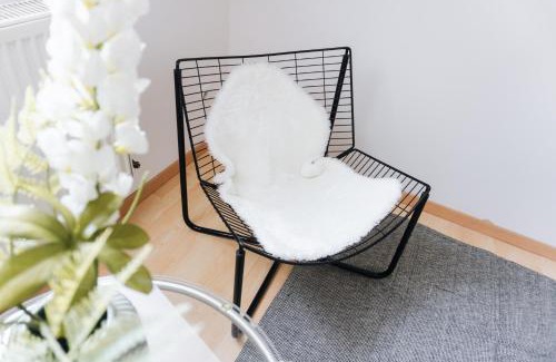 Straubing Apartment | raum life - Urbanes Refugium mit Parkplatz