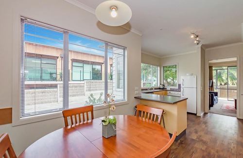 Raumati Beach Apartment | Raumati Sands Resort