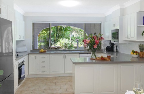 Callala Bay House | Ravello – Stay 3, Pay 2!