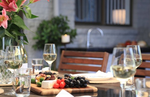 Callala Bay House | Ravello – Stay 3, Pay 2!