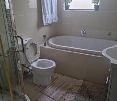 Boksburg Apartment | Ravenswood Mews