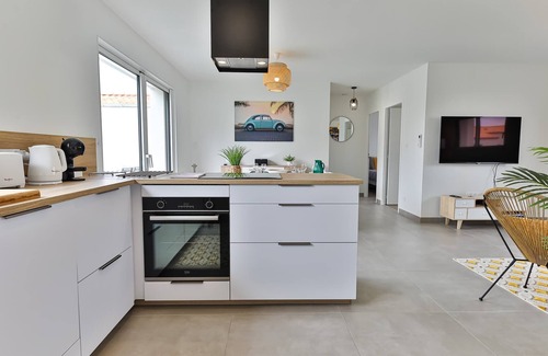 Les Sables d'Olonne House | Ravissante maison, idéalement placée, 4*