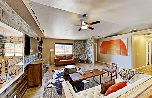 Pioneertown House | Rawhide Ranch - Walk to Pappy and Harriet's with Hot Tub! home
