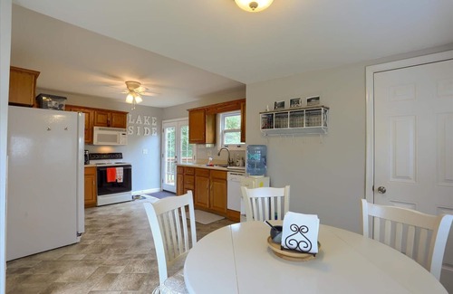 Hesston House | Raydream- Aunt Susies- Raystown Lake- 7 Points