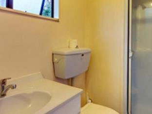 Epsom Hotel | Rayland Epsom Motel