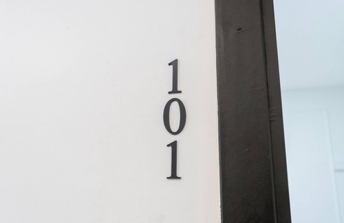 Pom Prap Apartment | RB10 Arun Sa Wad Chinatown 101