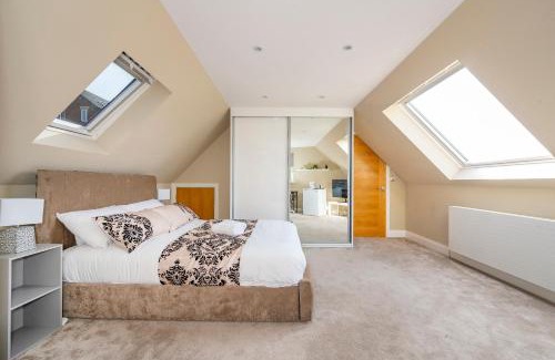 Batley House | *RB7C* For your most relaxed & Cosy stay + Free Parking + Free Fast WiFi *