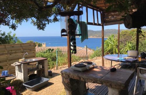 Ile du Levant House | RC d'un Cabanon écologique ile du levant Naturiste