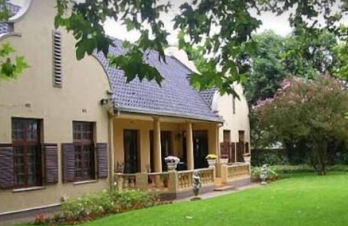 Klerksdorp Bed & Breakfast | Readman Lodge