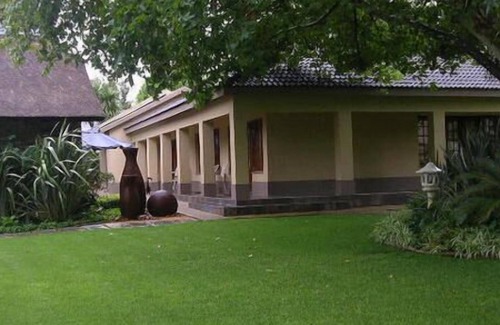 Klerksdorp Bed & Breakfast | Readman Lodge