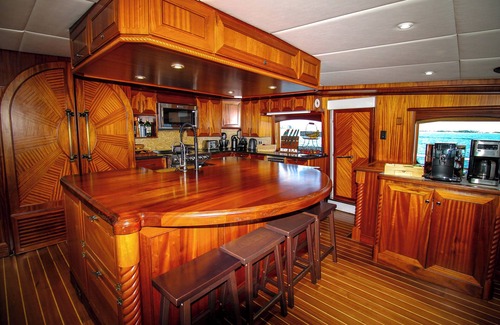 Key West Boat Rental | Ready II Play: Luxury Motor Yacht