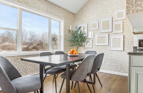 Saugerties House | Recently Renovated Mountain Home close to Ski Mountains of Hunter and...