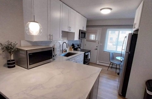 Arlington Heights Apartment | Recharge in This Charming 1BR Apt