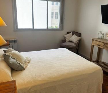 Buenos Aires Central Business District Apartment | Recoleta Luxe Apartment