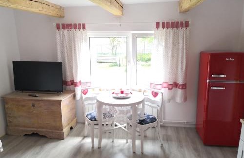 gmina Babice House | Red Bed