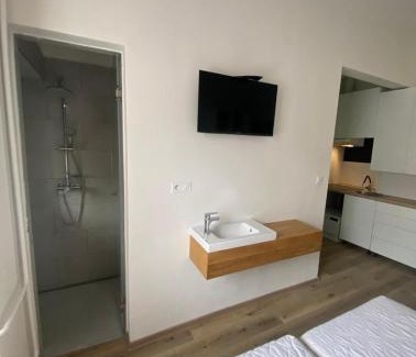 Ostrava City Centre Apartment | Red&Black Apartment City centr, Na Hradbách 118