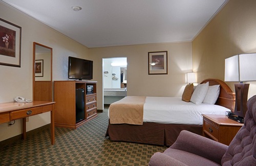 Newton Hotel | Red Coach Inn