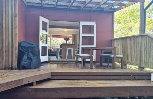 Raglan Cottage | RED COTTAGE