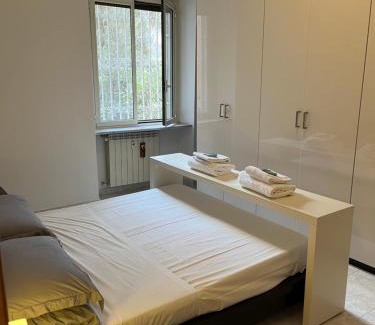 Gianicolo Apartment | Red house in Monteverde - ZENO 10