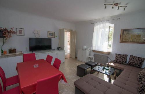 Veli Losinj House | Red House Veli Lošinj