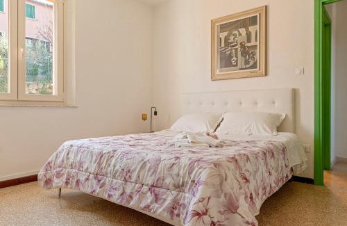 Morrona Apartment | Red House - view of the hills