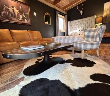 Shreveport House | Red River Carriage House With River View