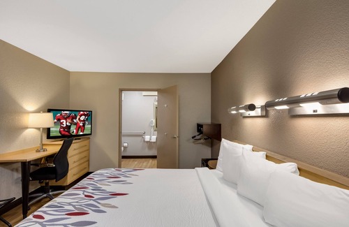 Asheville Hotel | Red Roof Inn Asheville - Biltmore West