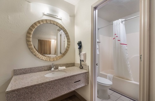 Crossville Hotel | Red Roof Inn Crossville