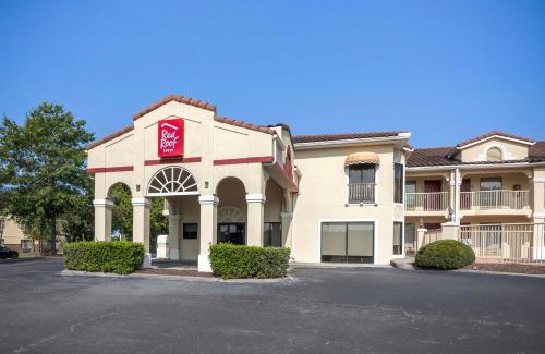 Franklin Hotel | Red Roof Inn Franklin, TN