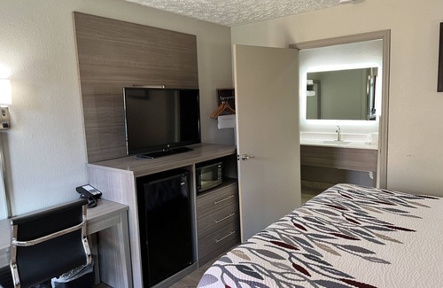 Georgetown Hotel | Red Roof Inn Georgetown, KY