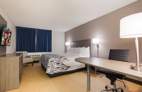 Greendale Hotel | Red Roof Inn Lawrenceburg