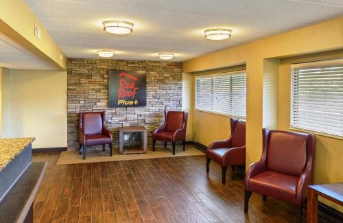 Lakeview Hotel | Red Roof Inn PLUS+ Washington DC - Manassas