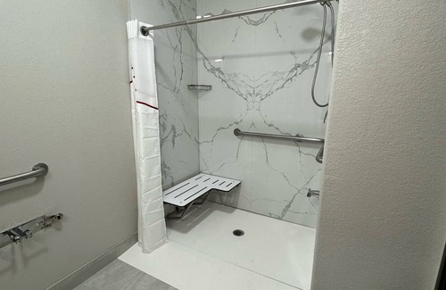 Lake Charles Hotel | Red Roof Inn & Suites Lake Charles