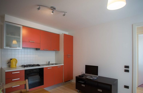 Gionghi-Cappella Apartment | RED splendid and functional apartment with INTERNET WI-FI Free