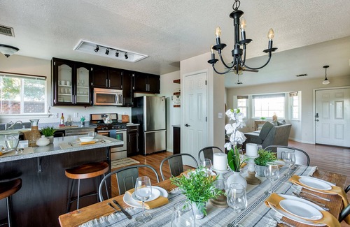 Redding House | Redding Multi-Family Retreat w/Mt. Shasta Views