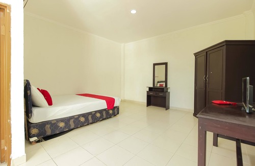 Manado Hotel | RedDoorz @ Malalayang Manado
