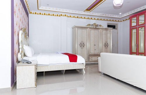 Manado Hotel | RedDoorz Premium @ Sea Residence Manado