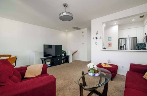 Carlsbad House | Redecorated | Serene| Legoland| Family-Friendly