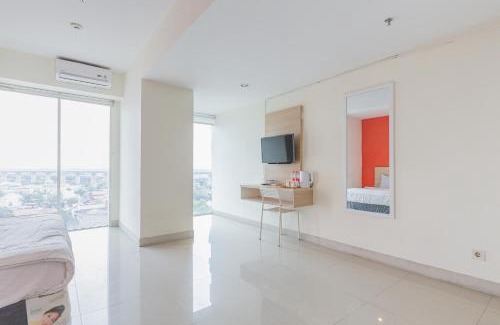 Pekayon Jaya Apartment | RedLiving Apartemen Grand Kamala Lagoon - Rooms 911 Tower Barclay South with Netflix