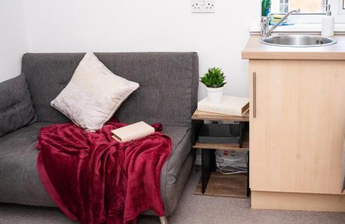 Swindon Apartment | Rednest Swindon Central Stay Free Parking